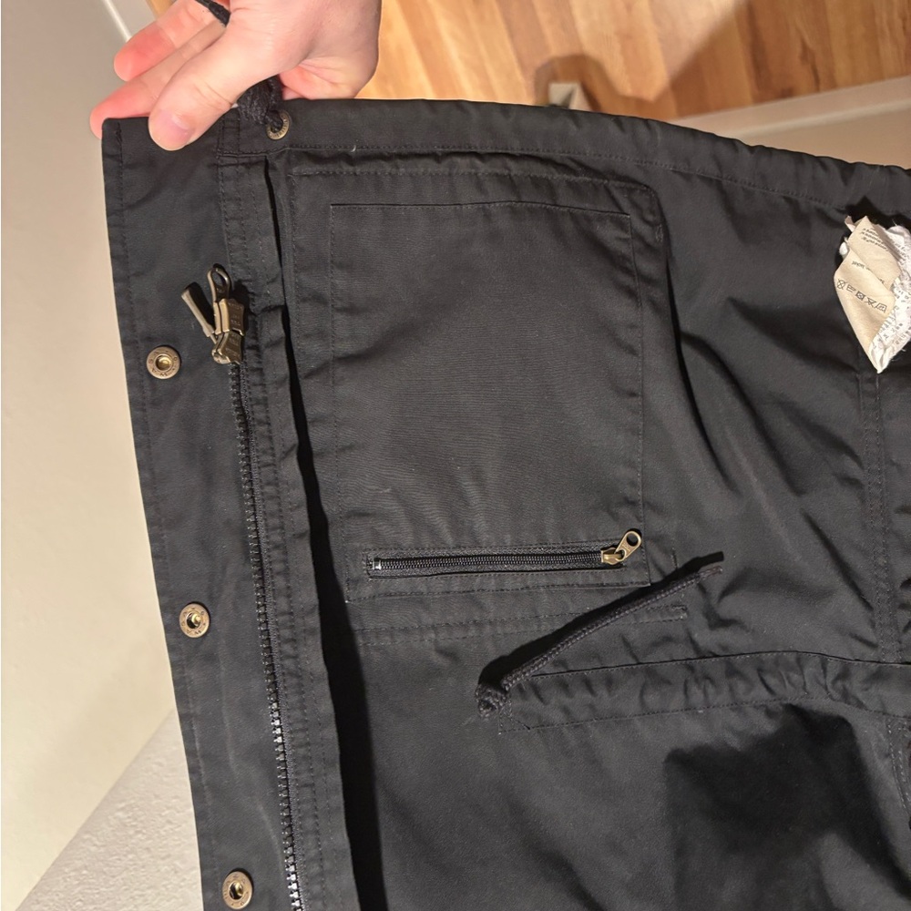 Fjallraven Men's Black Räven Jacket - Picture 4 of 7